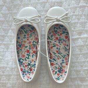 Nordstrom Rack brand new Kids White Dress Shoes